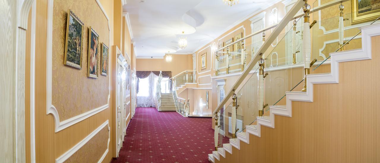 Sunrise Park Hotel Zaporizhia Exterior foto